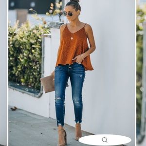 POLLY SATIN EMBOSSED LEOPARD CAMI TANK - CARAMEL